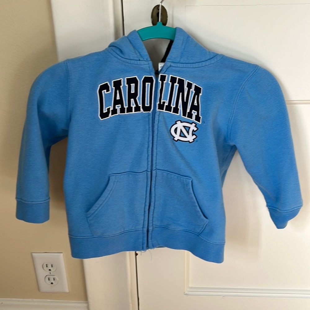 UNC zip up hoodie size 5T